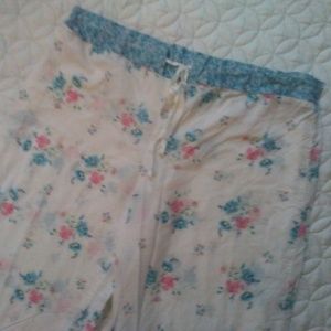 Victoria's Secret Lounge Capri Pants